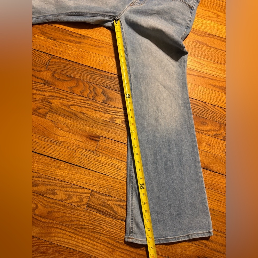 Old Navy Light Blue Flare Jeans - Picture 4 of 7